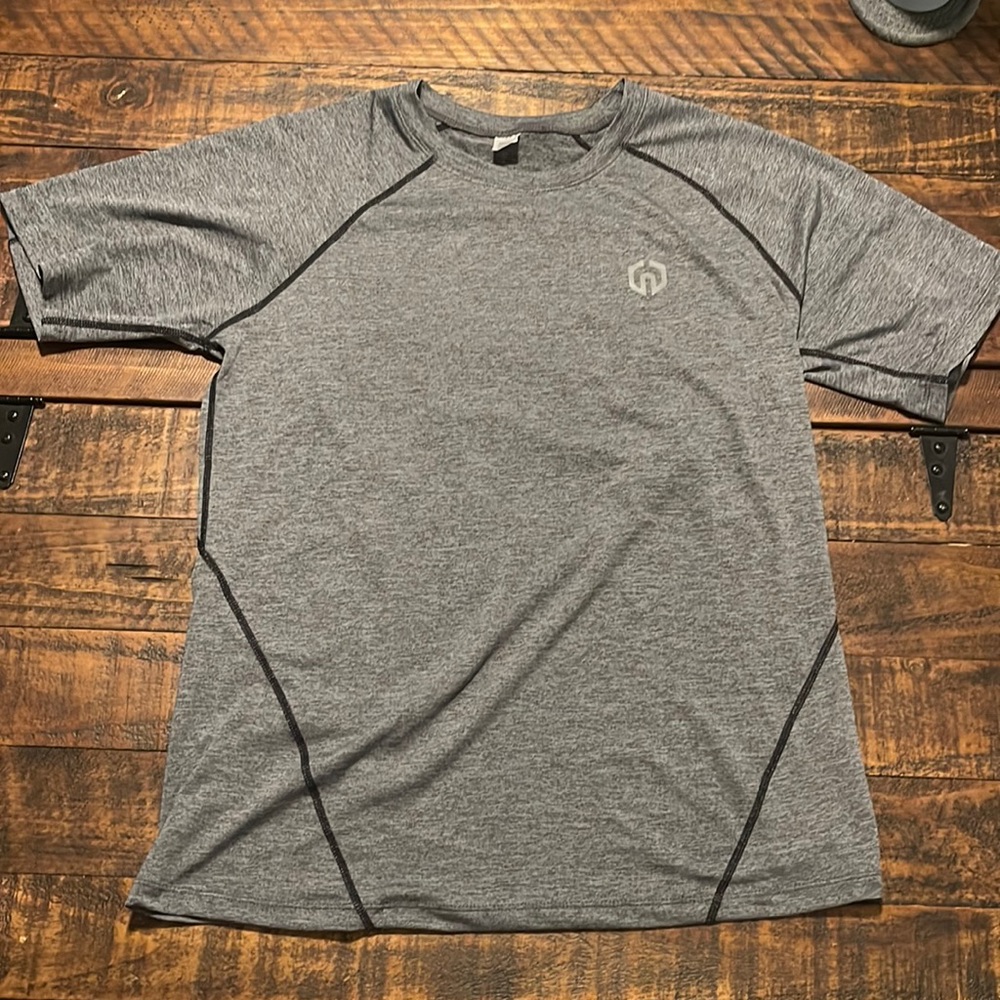 Short Sleeve Sports T-Shirt - Size: XL